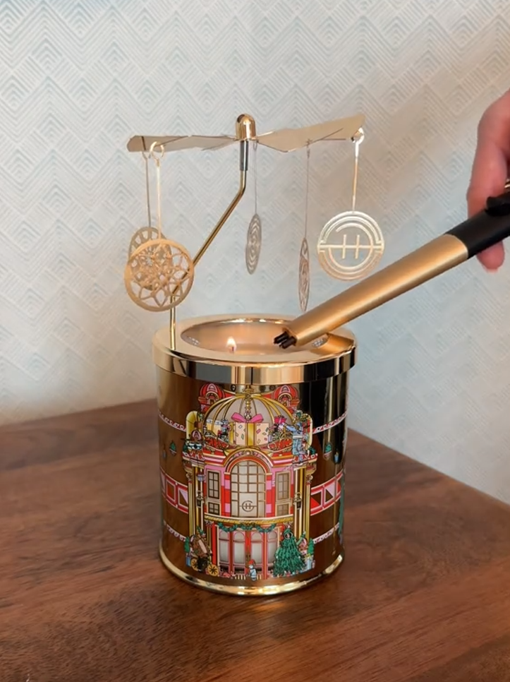 Carousel scented candle