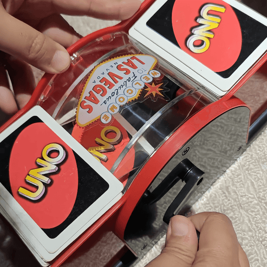 Hand crank shuffler poker shuffler