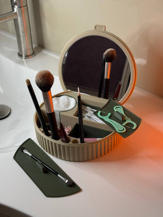 Bathroom (or makeup) storage box