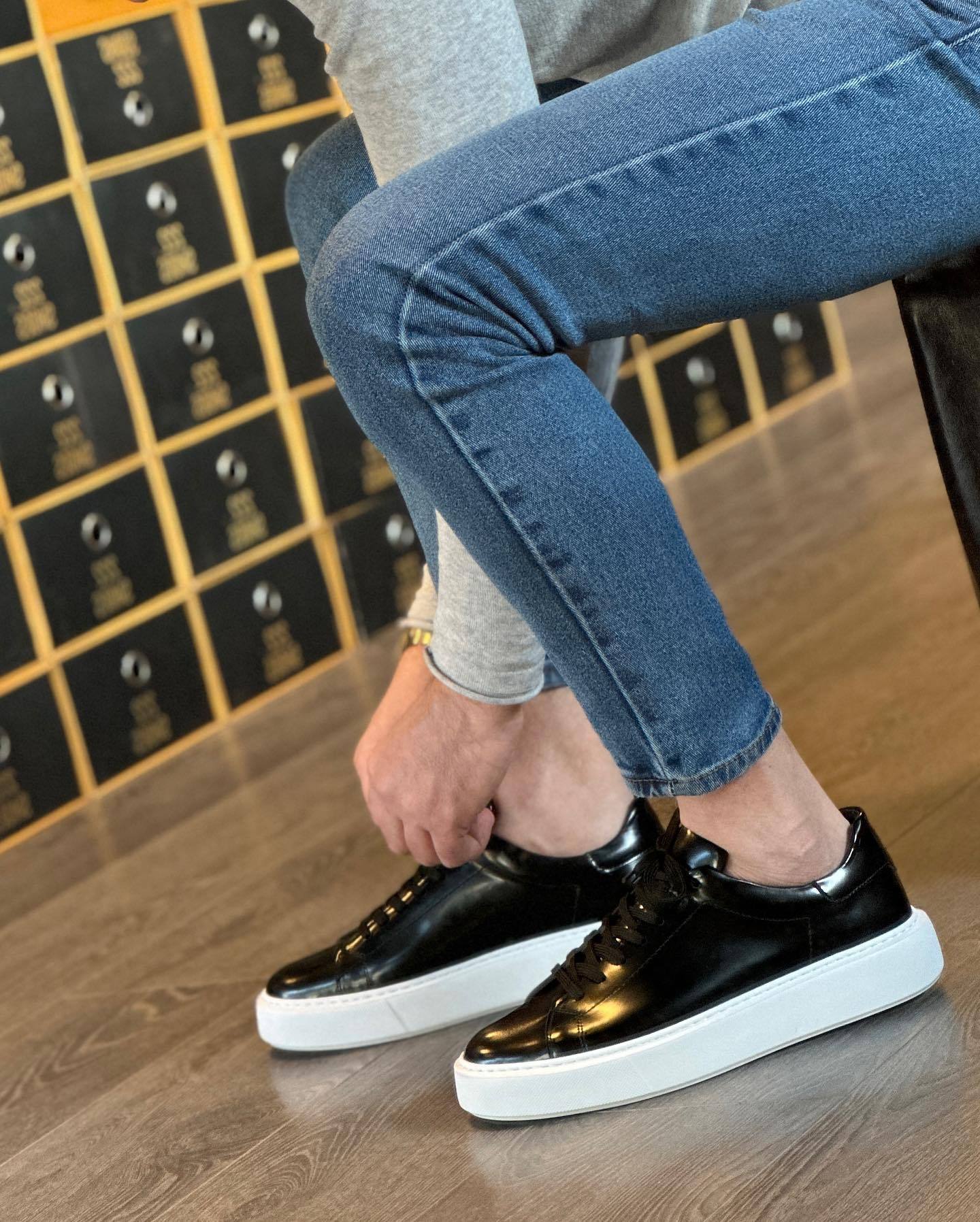 ✅High -quality Dedication✅Men's High Quality Patent Leather Casual Shoes