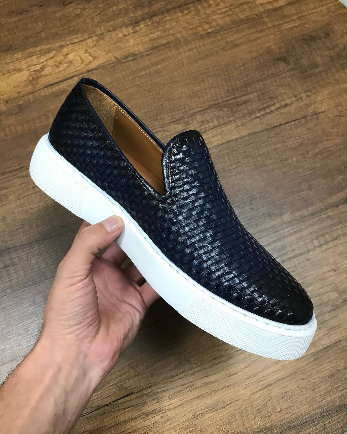 ✅High -quality Dedication✅Men's New Woven Genuine Leather Slip-on Casual Shoes