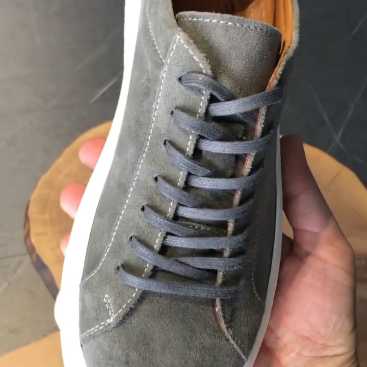 ✅High -quality Dedication✅Classic Men's Grey Suede Handmade Love